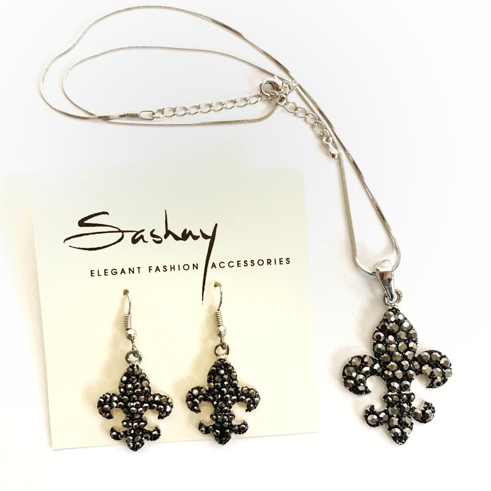 Crystal Fleur-de-lis Necklace and Earrings Set NWT